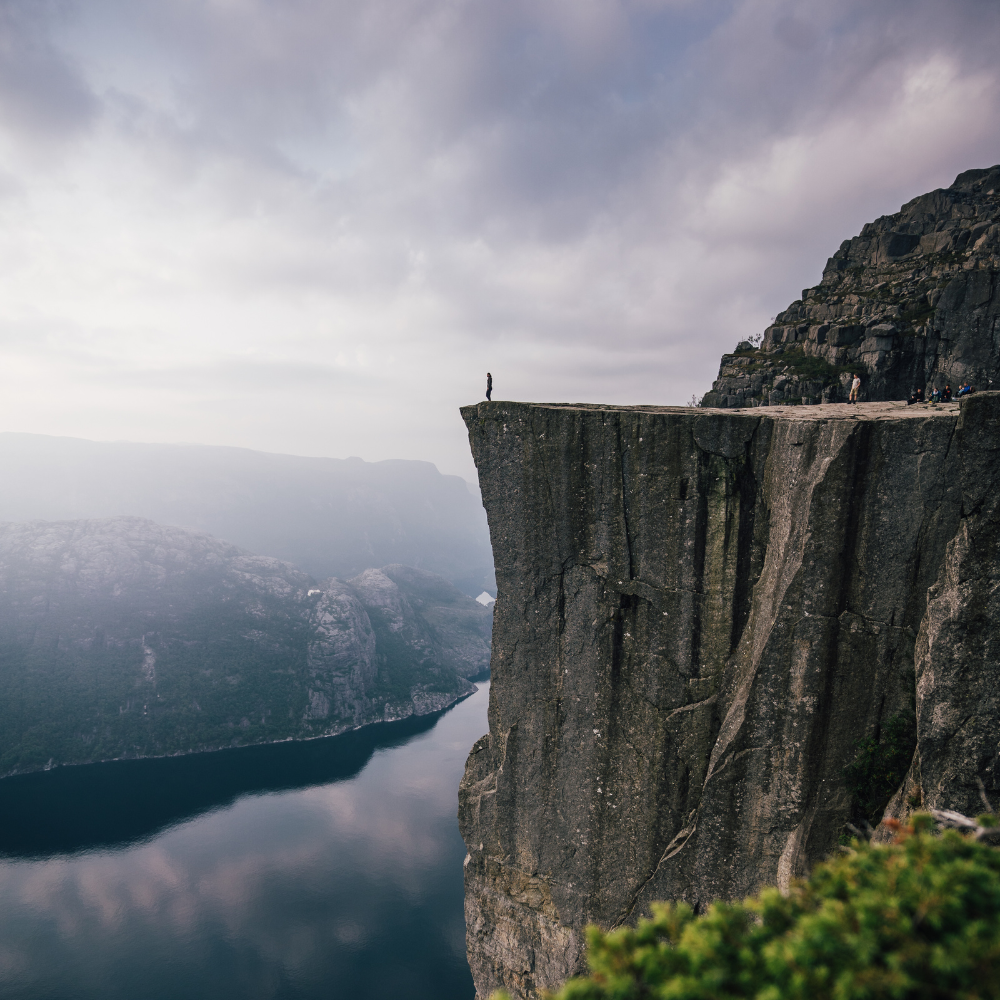 Why Norway Is the Ultimate Luxury Travel Destination for 2026–2028 (And How to Experience It Right)